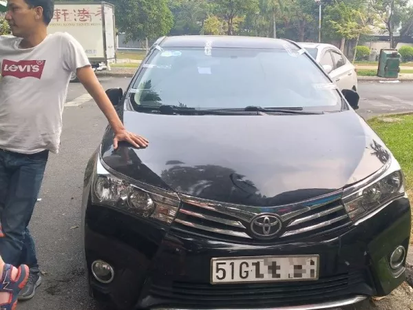 Kính Chắn Gió Xe Isuzu Hi lander